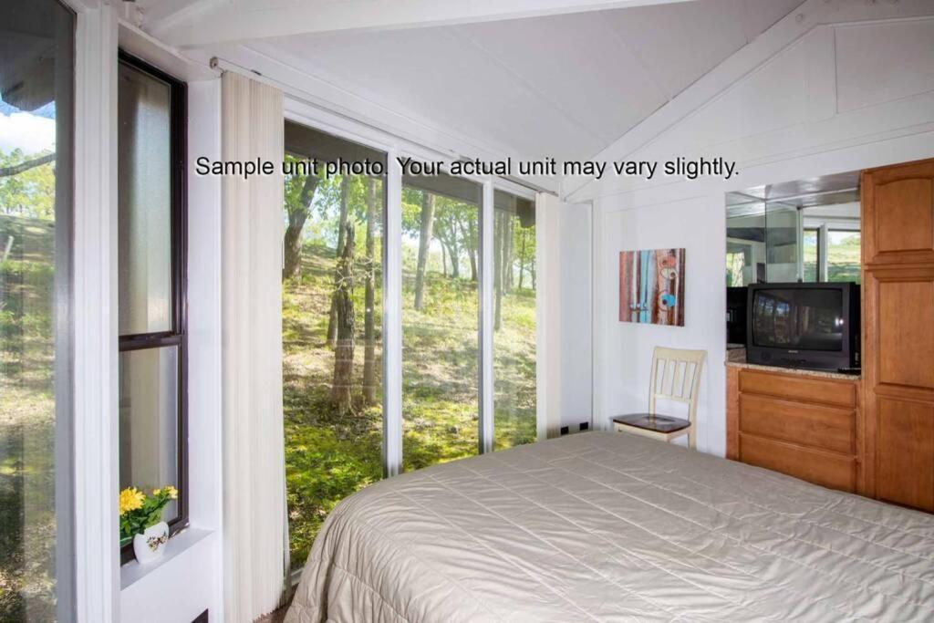 Unit 22 - Treetop 2 Bedroom Villa Village of Four Seasons Екстериор снимка